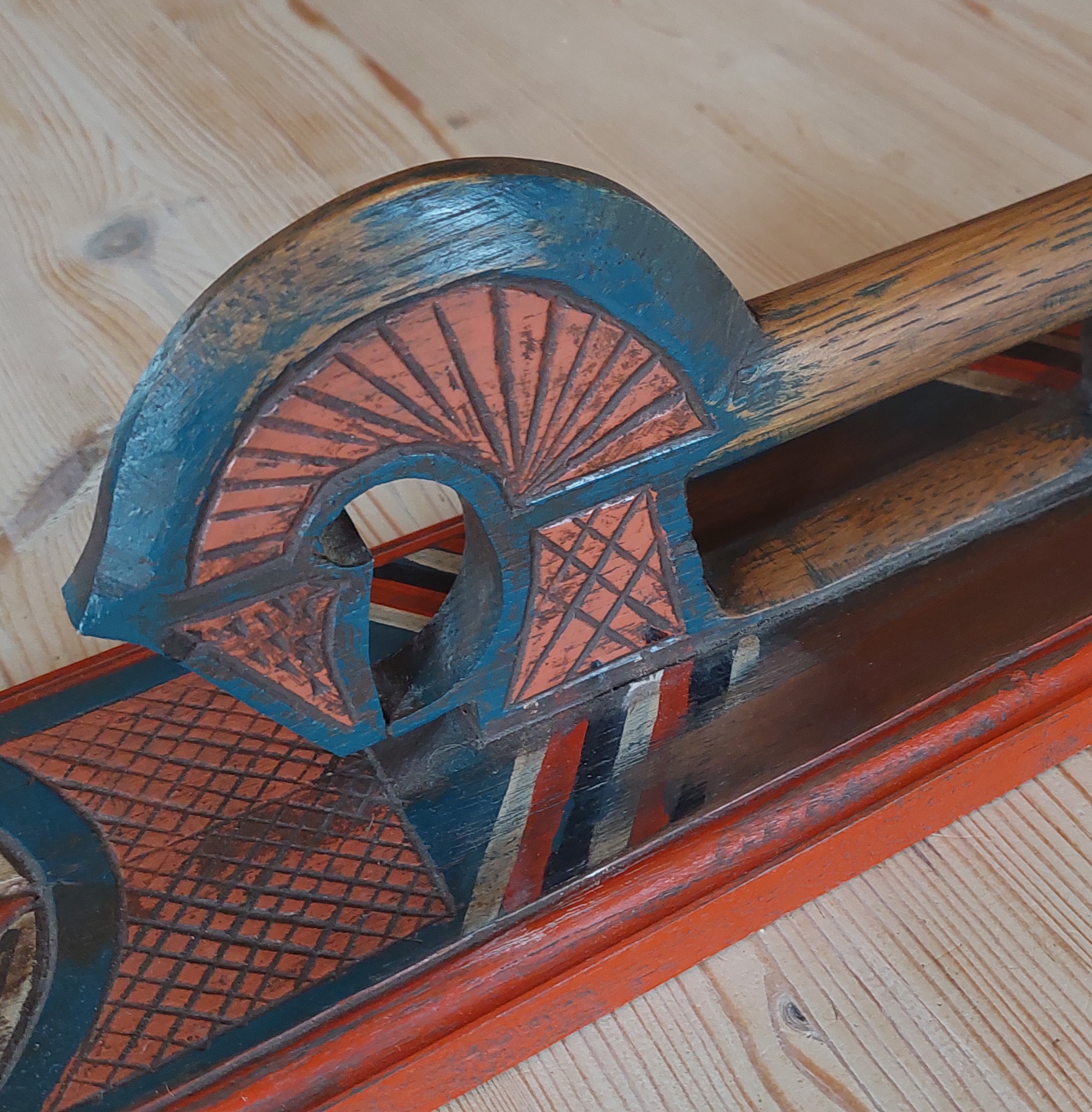 mangel bord of antiek strijkijzer